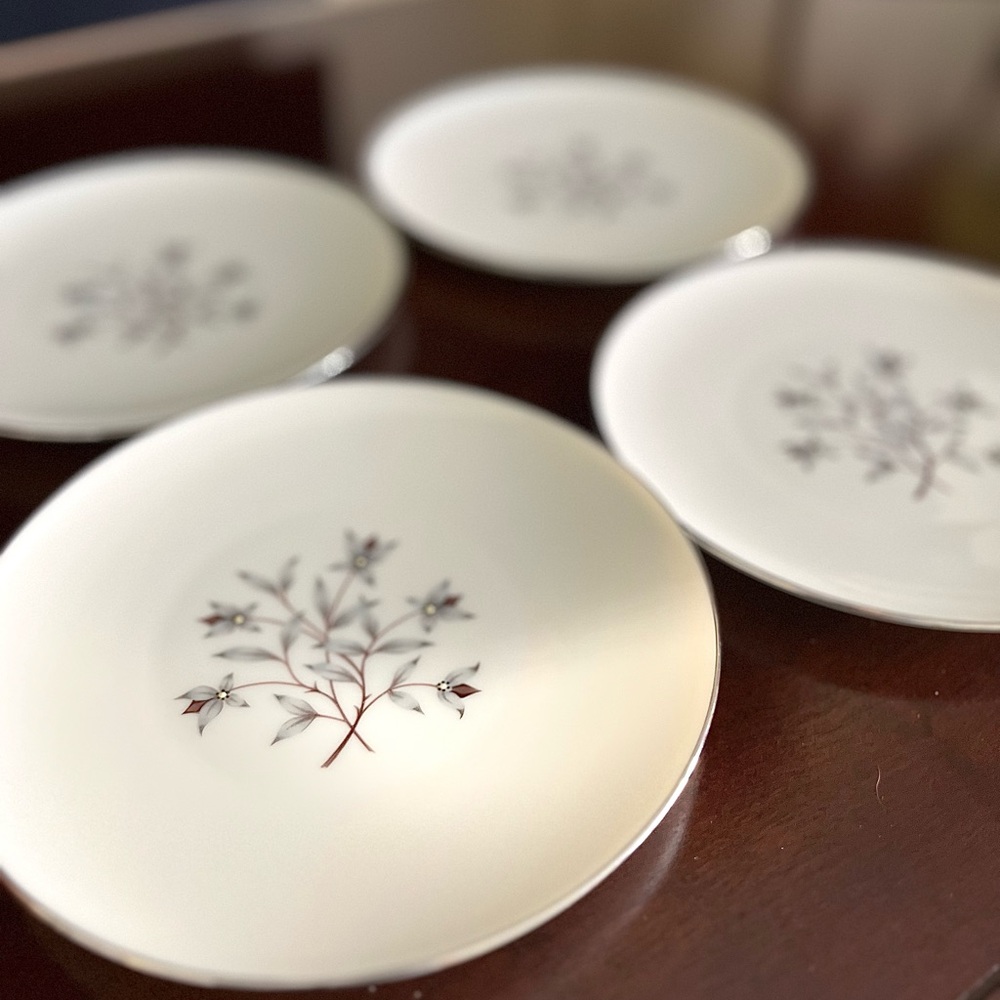 4 Lenox Princess X-516 Dinner Plate(s) Cream Gray & Brown Floral Platinum Trim